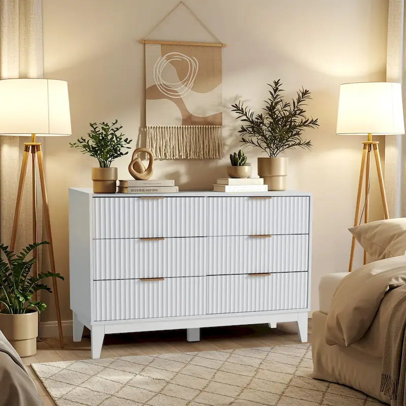 Commode cannelée EROMMY à 6 tiroirs, style moderne du milieu du siècle, avec poignées en métal, idéale pour la chambre ou le salon.