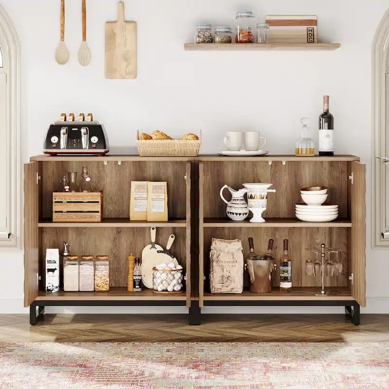 Buffet de style campagnard de 57,5 ​​pouces avec portes pour la cuisine