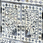 Meuble d'appoint Steve Silver Firoz incrusté d'os