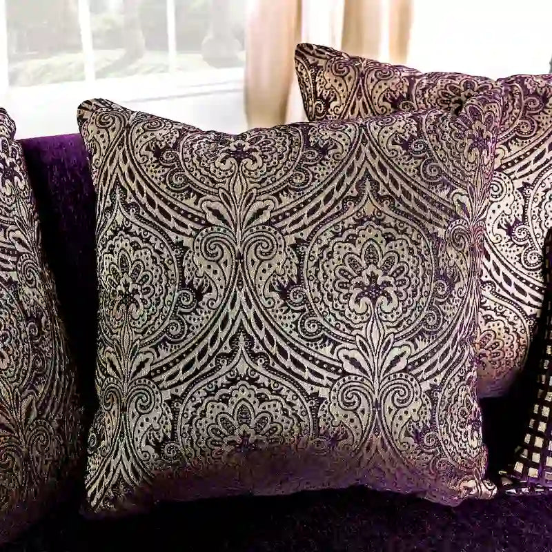 Canapé deux places Grendel traditionnel en chenille violette à accoudoirs roulés de Furniture of America