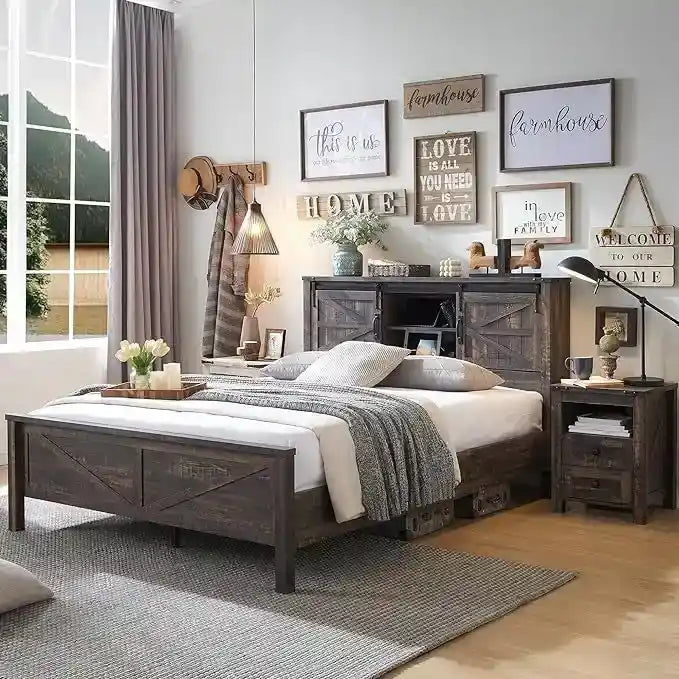 Cadre de lit double de style campagnard avec étagères de rangement et station de recharge