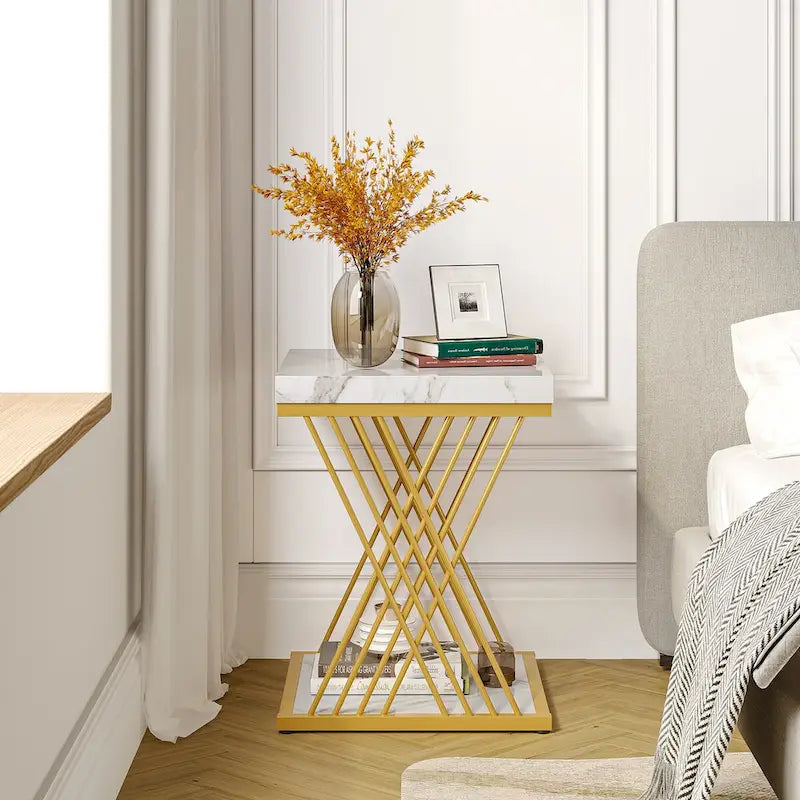 Table d'appoint carrée en faux marbre de 50 cm (19,75 pouces), table de chevet moderne, table d'appoint dorée pour salon